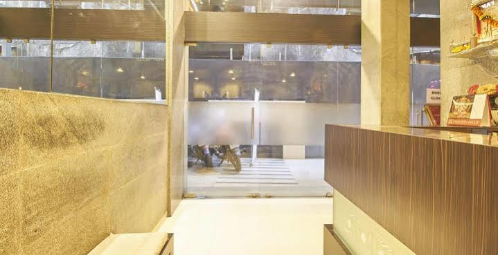 Hotel Mourya Residency Thane Exteriör bild